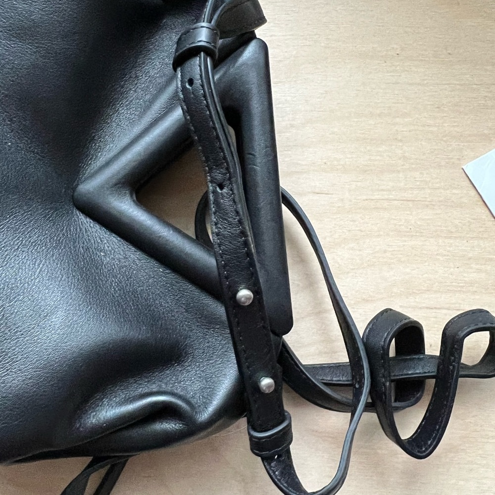 ✨SALE ✨Bottega Veneta Point bag ✨SALE ✨ - Picture 13 of 14